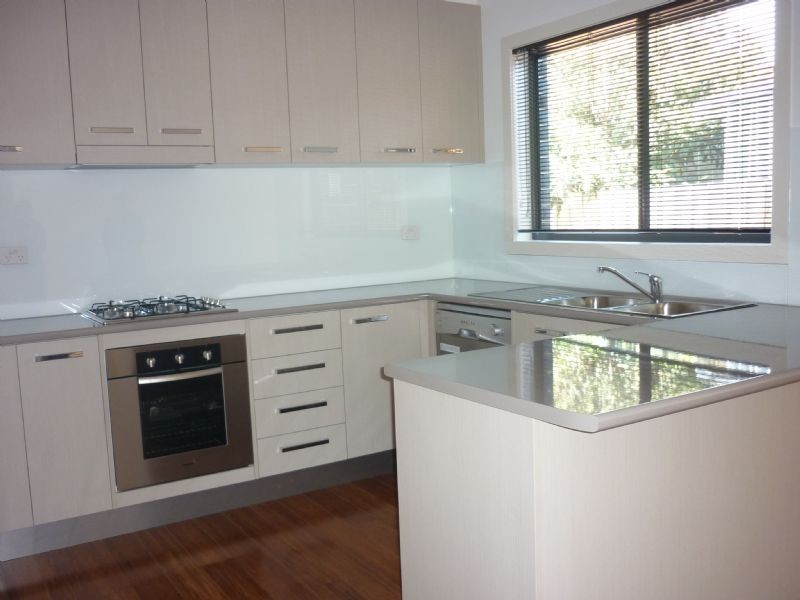 2/95 Dianne Avenue, Craigieburn VIC 3064