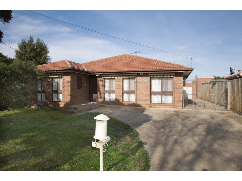 29 Wattleglen Street, Craigieburn VIC 3064