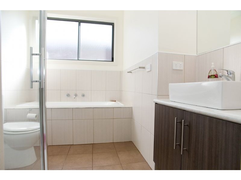 60 Grevillea Street, Craigieburn VIC 3064