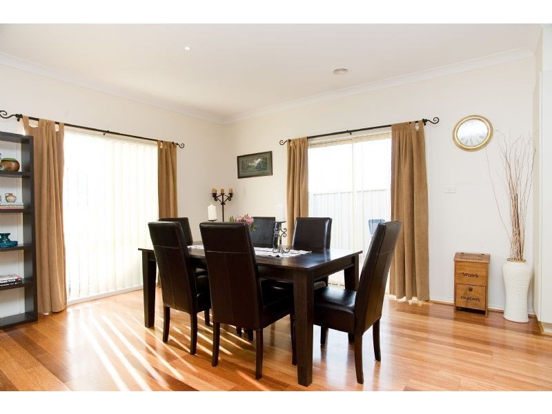5 Parkstone View, Craigieburn VIC 3064