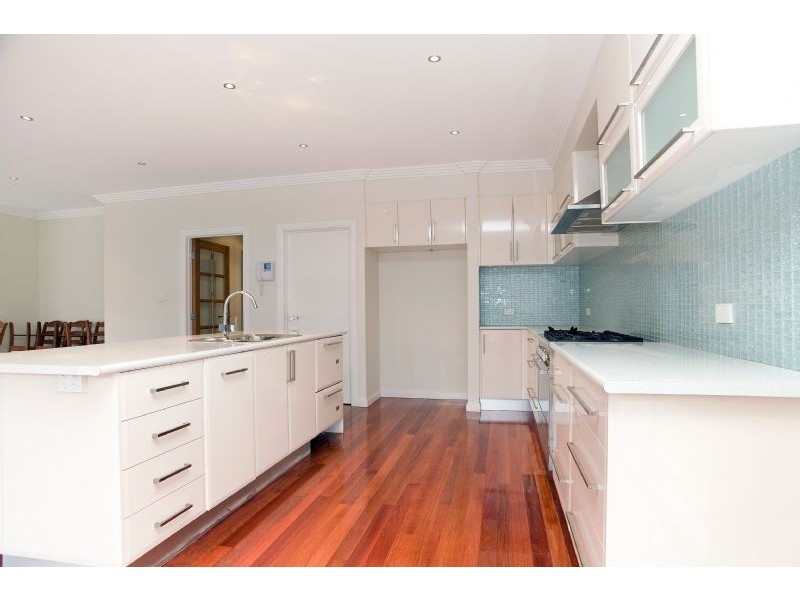 33 Cascade Terrace, Craigieburn VIC 3064