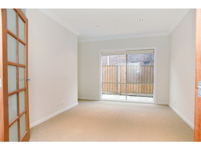 33 Cascade Terrace, Craigieburn VIC 3064