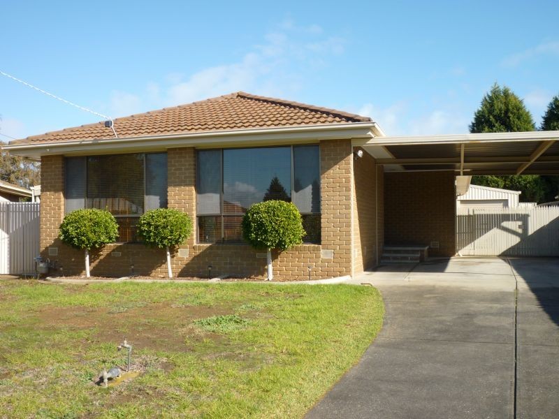 12 Walton Close, Craigieburn VIC 3064
