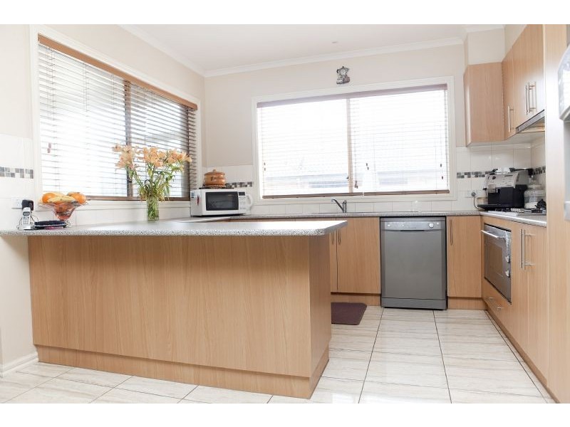 26 Corringa Way, Craigieburn VIC 3064