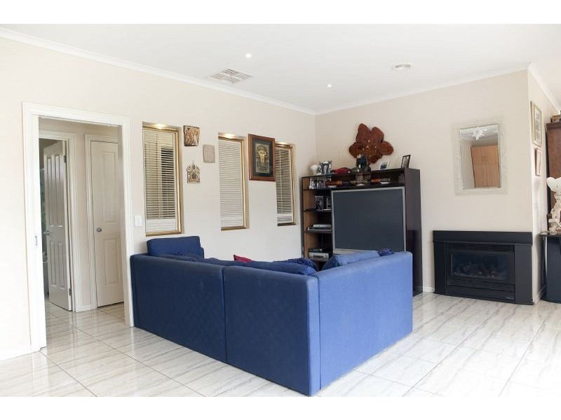 26 Corringa Way, Craigieburn VIC 3064