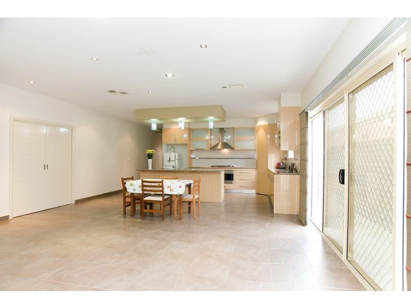 34 Beechworth Avenue, Greenvale VIC 3059