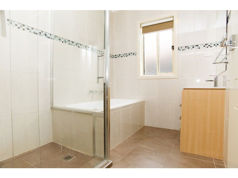 34 Beechworth Avenue, Greenvale VIC 3059