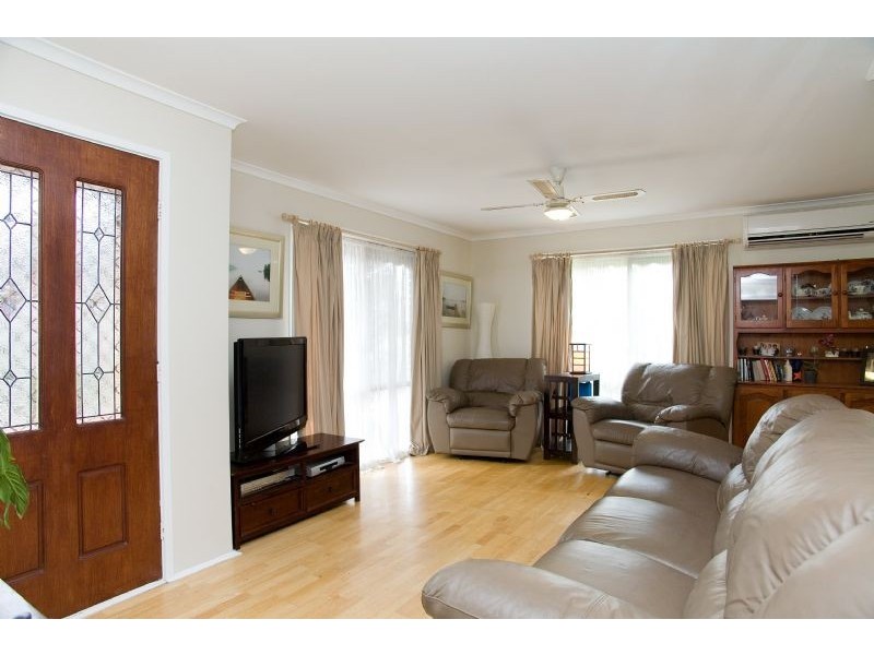 49 Edington Way, Craigieburn VIC 3064