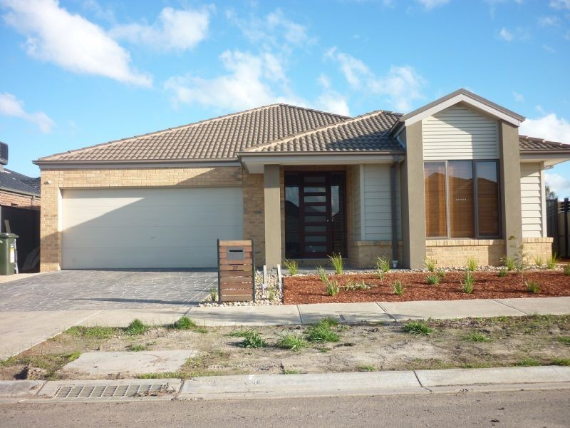 27 Wattletree Street, Craigieburn VIC 3064