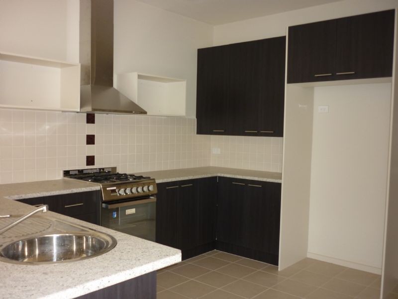 2 Bird Close, Craigieburn VIC 3064
