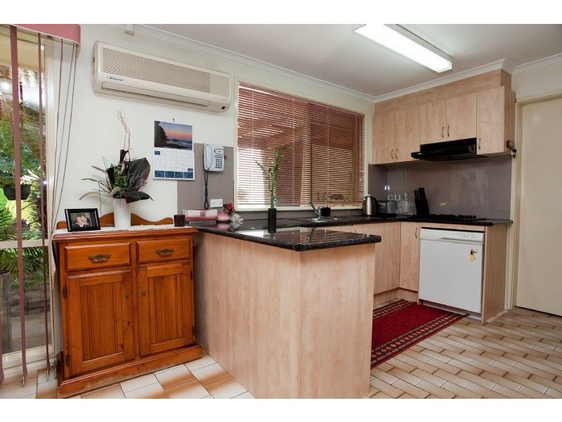 8 Selby Place, Craigieburn VIC 3064