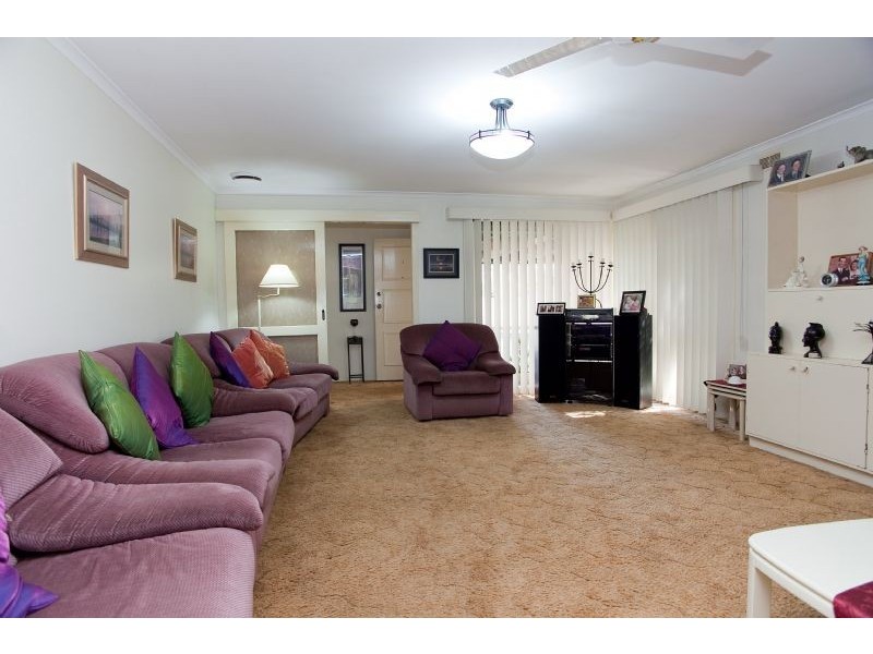 8 Selby Place, Craigieburn VIC 3064
