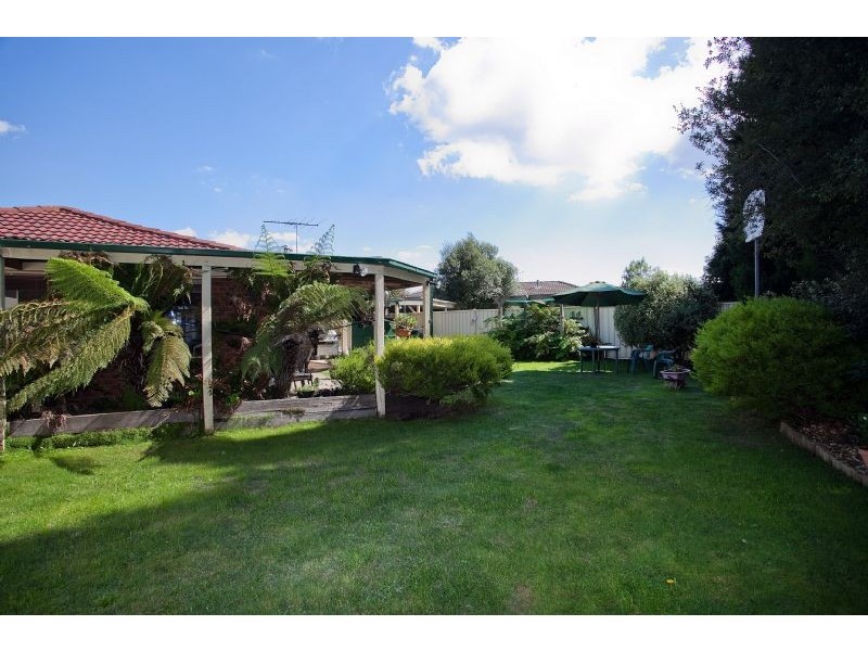 8 Selby Place, Craigieburn VIC 3064