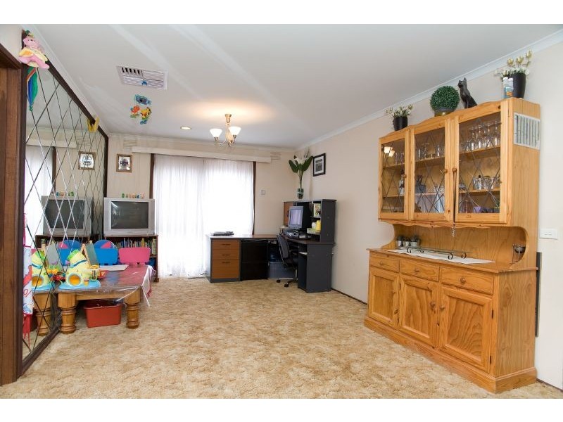 8 Penryn Place, Craigieburn VIC 3064