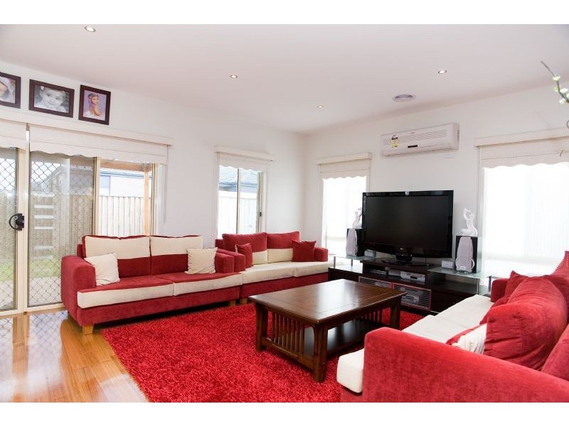 57 Cascade Terrace, Craigieburn VIC 3064