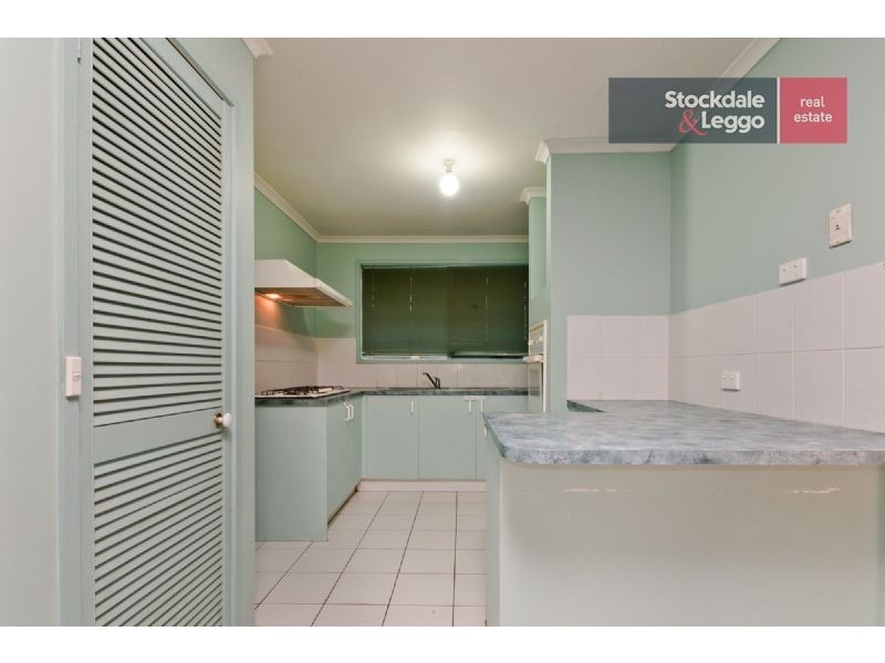 16 Newlyn Drive, Craigieburn VIC 3064