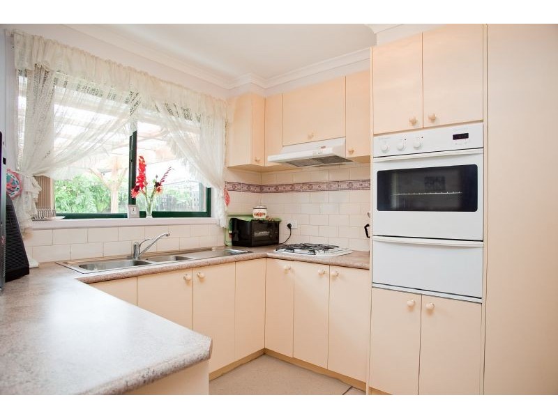 1/6 Spring Valley Avenue, Craigieburn VIC 3064