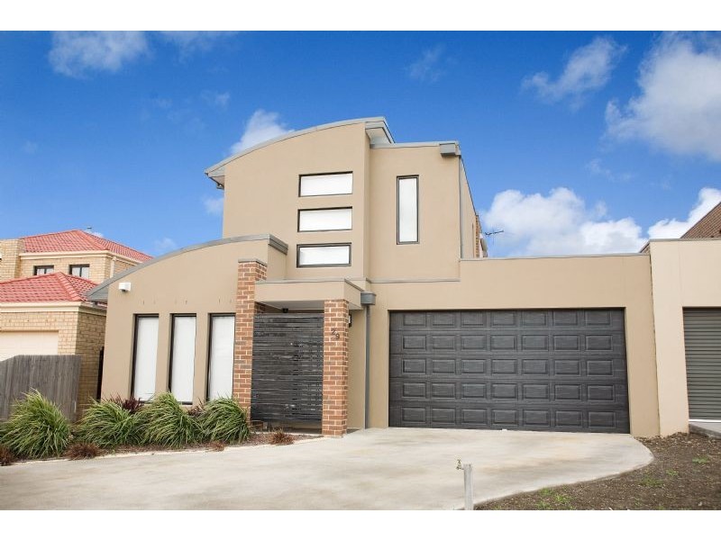 29 Hayfield Road, Roxburgh Park VIC 3064