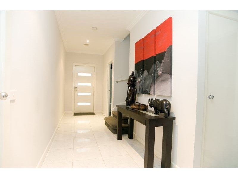 29 Hayfield Road, Roxburgh Park VIC 3064