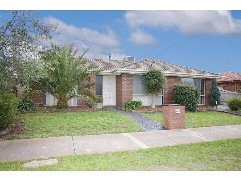 4 Plymouth Court, Craigieburn VIC 3064