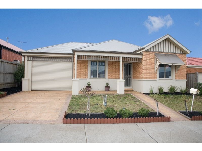 14 Marchmont Rise, Craigieburn VIC 3064