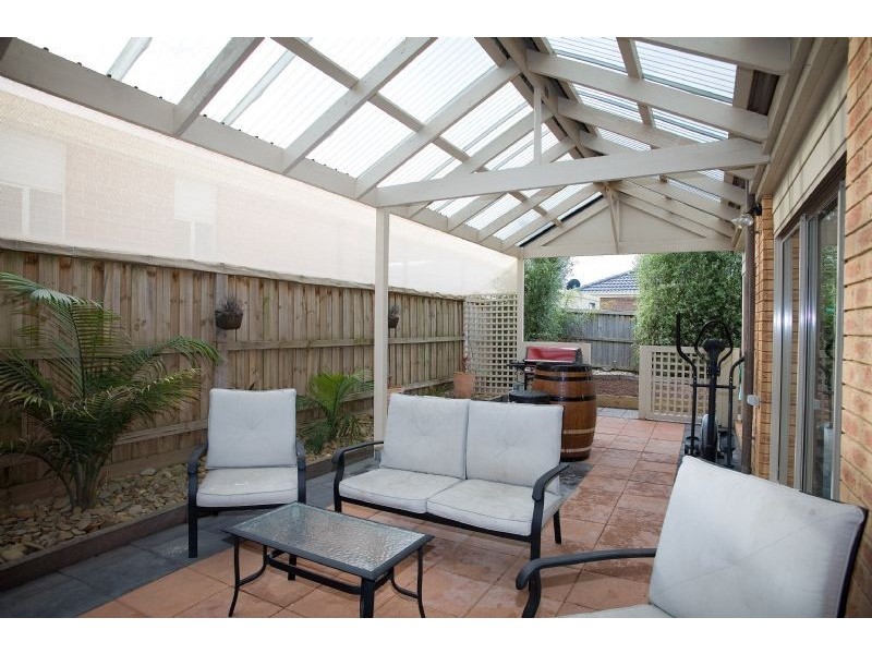 14 Marchmont Rise, Craigieburn VIC 3064