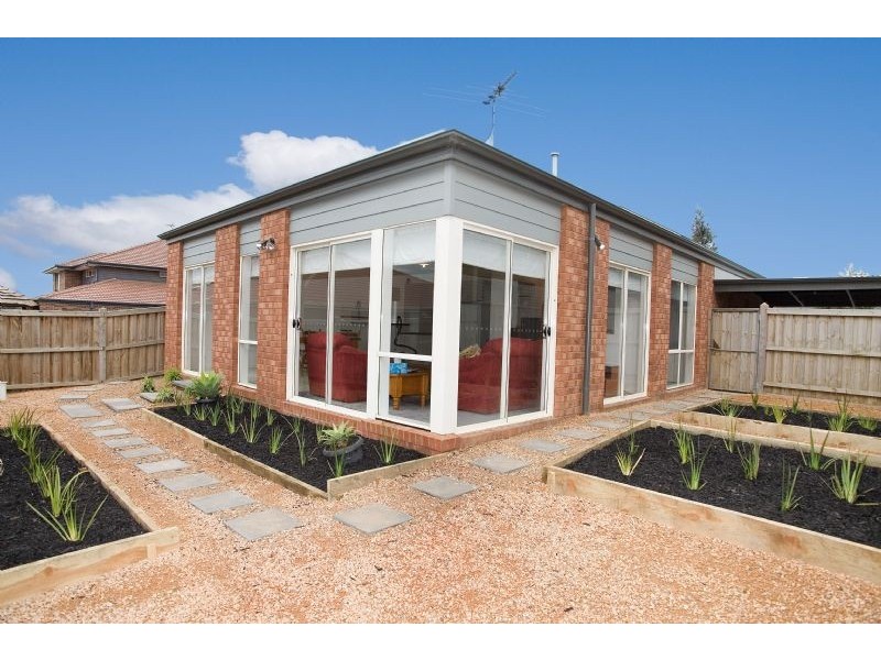 32 Claremont Street, Craigieburn VIC 3064