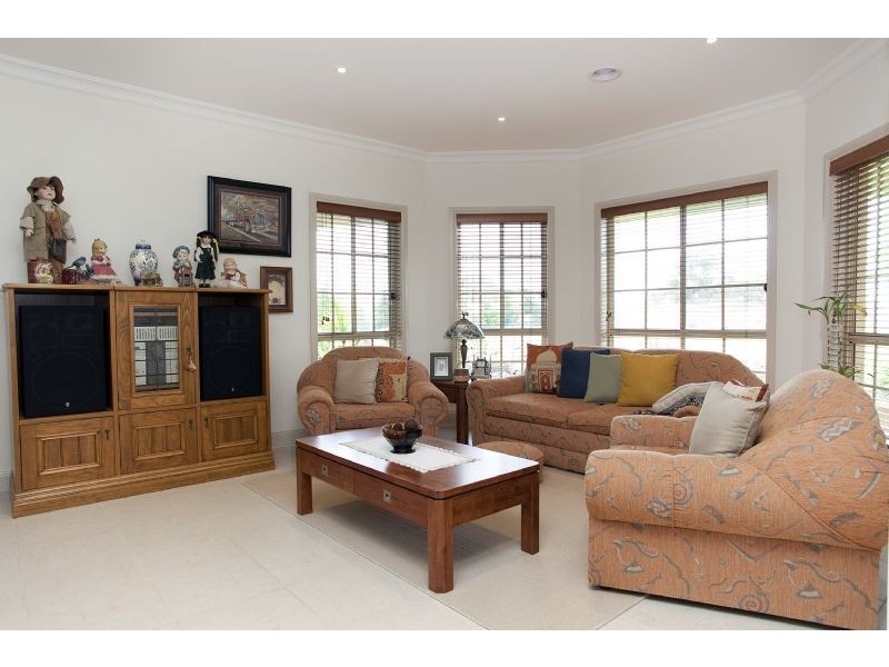 75 Callaway Drive, Mickleham VIC 3064