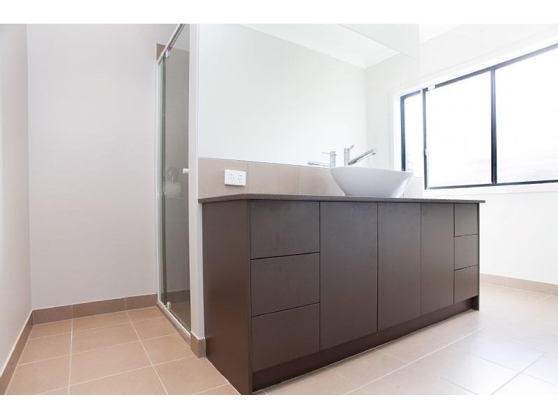 6 Elms Way, Craigieburn VIC 3064