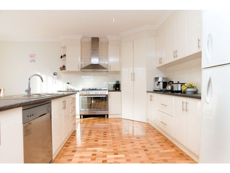 21 Marchmont Rise, Craigieburn VIC 3064
