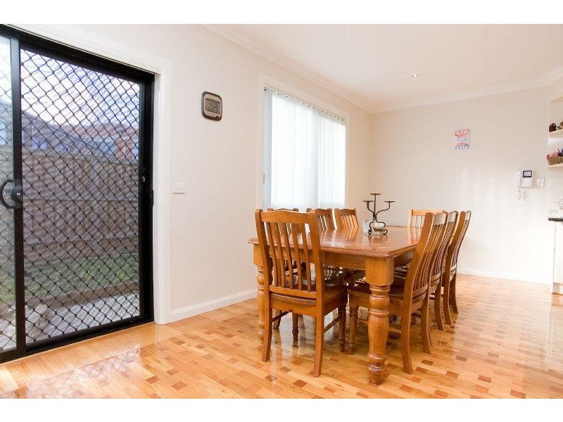 21 Marchmont Rise, Craigieburn VIC 3064