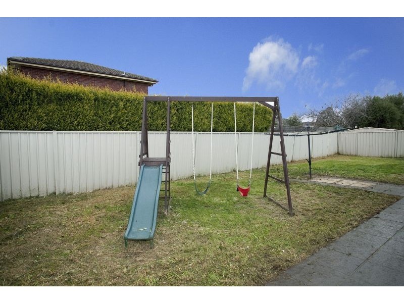 11 Rosewood Place, Craigieburn VIC 3064