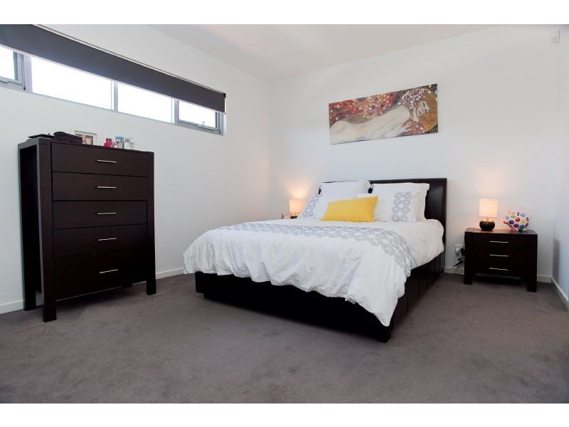 11 Applewood Way, Craigieburn VIC 3064