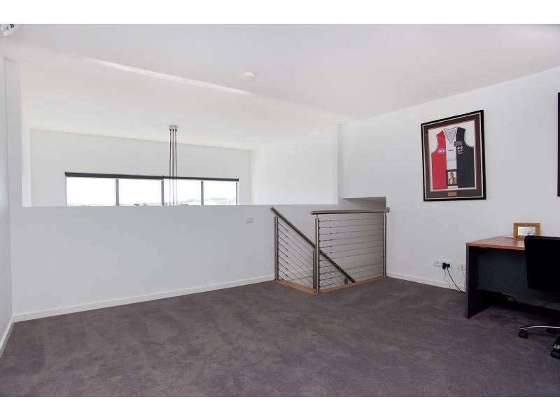 11 Applewood Way, Craigieburn VIC 3064