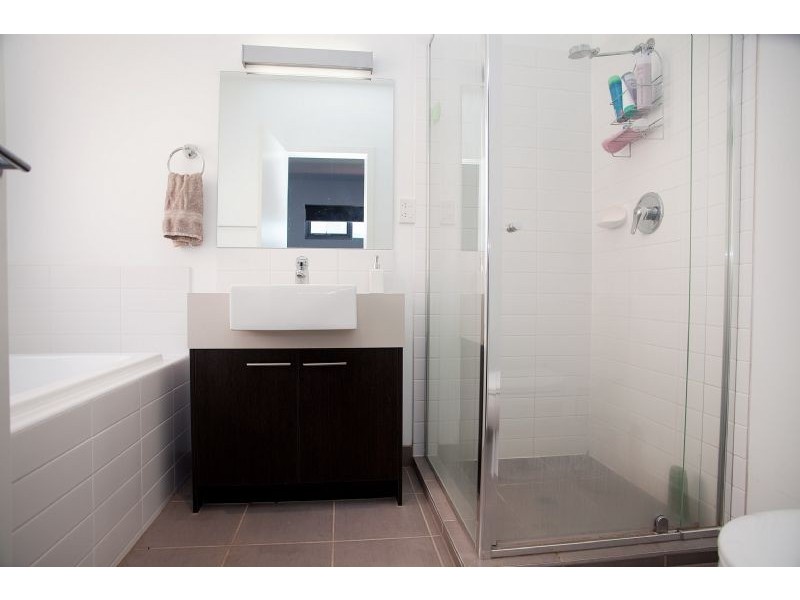 11 Applewood Way, Craigieburn VIC 3064