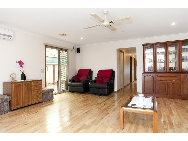 22 Benston Street, Craigieburn VIC 3064