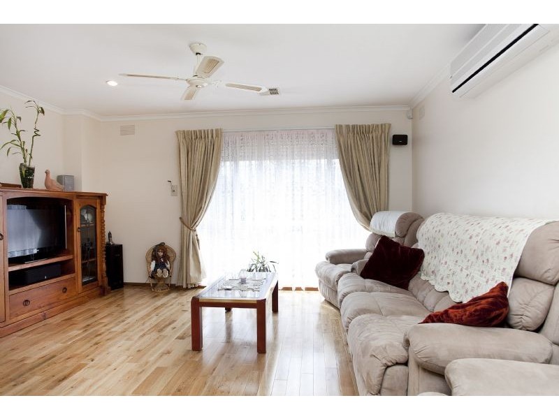 22 Benston Street, Craigieburn VIC 3064