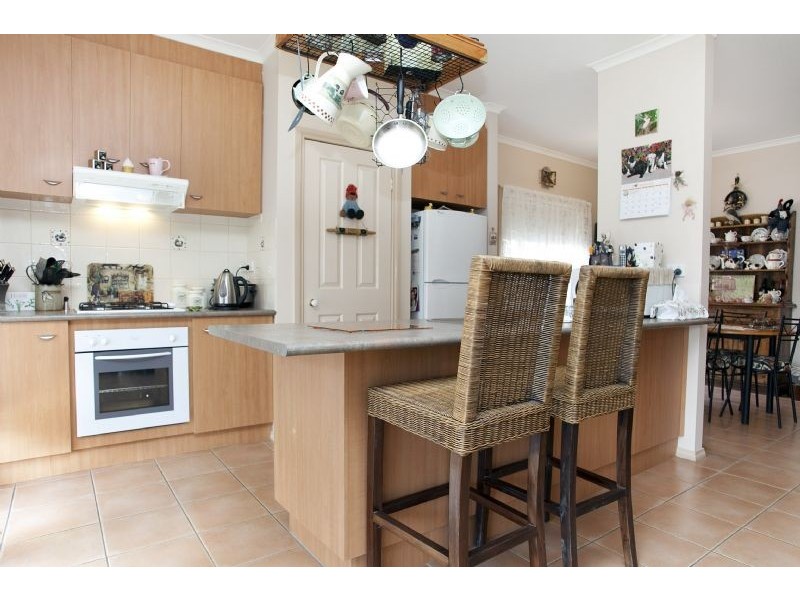 6 Heathwood Close, Craigieburn VIC 3064