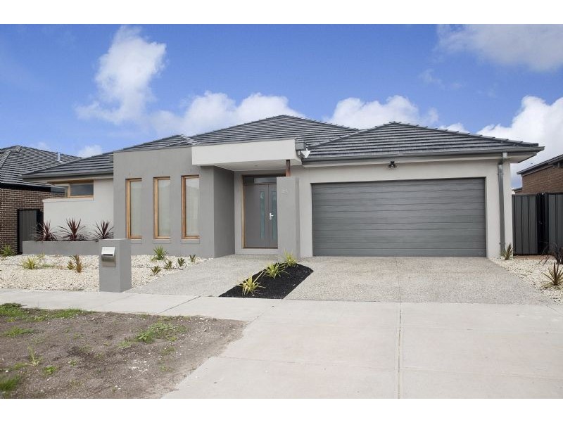 48 Middlesborough Drive, Craigieburn VIC 3064