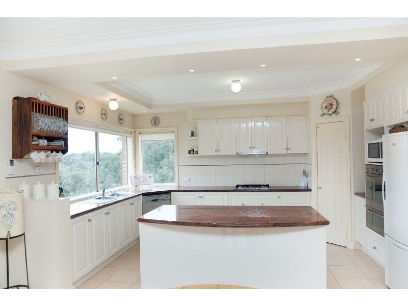 4 Ironbark Court, Hidden Valley VIC 3756