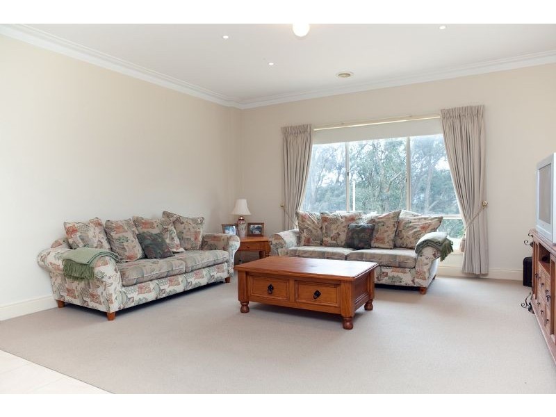 4 Ironbark Court, Hidden Valley VIC 3756