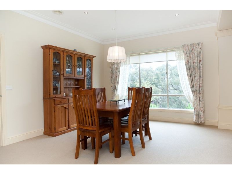 4 Ironbark Court, Hidden Valley VIC 3756