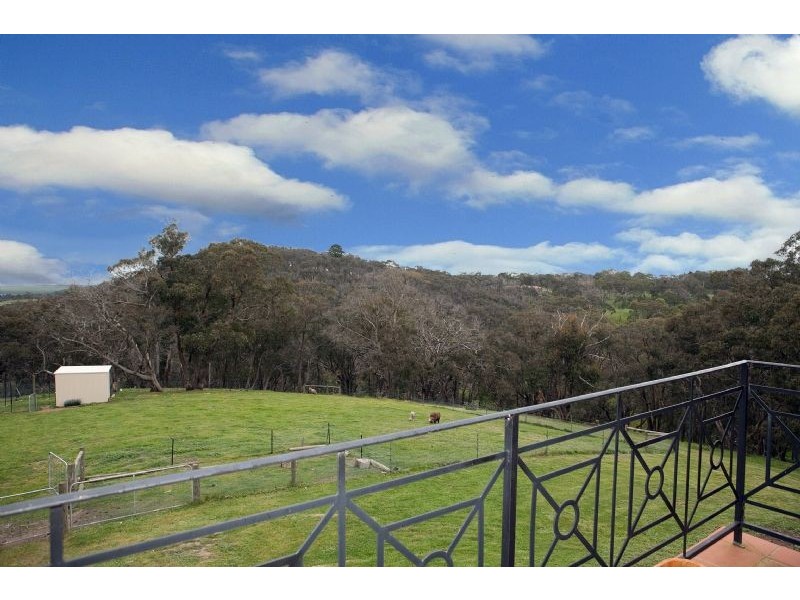 4 Ironbark Court, Hidden Valley VIC 3756