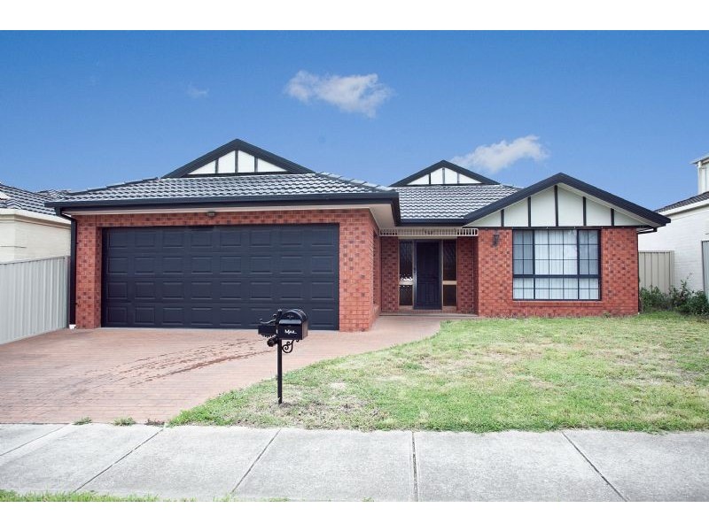 5 Willmott Drive, Craigieburn VIC 3064