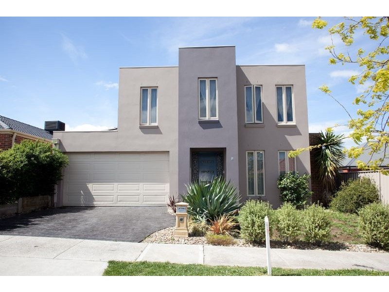 8 Creighton Way, Craigieburn VIC 3064