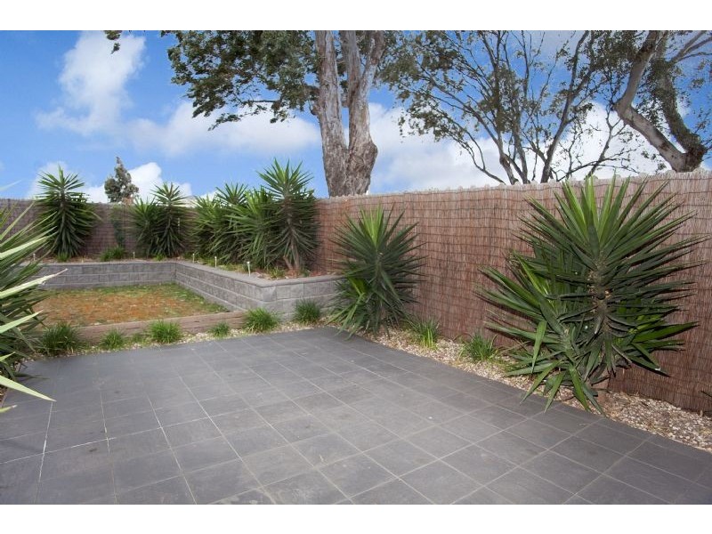 47 Athol Avenue, Roxburgh Park VIC 3064