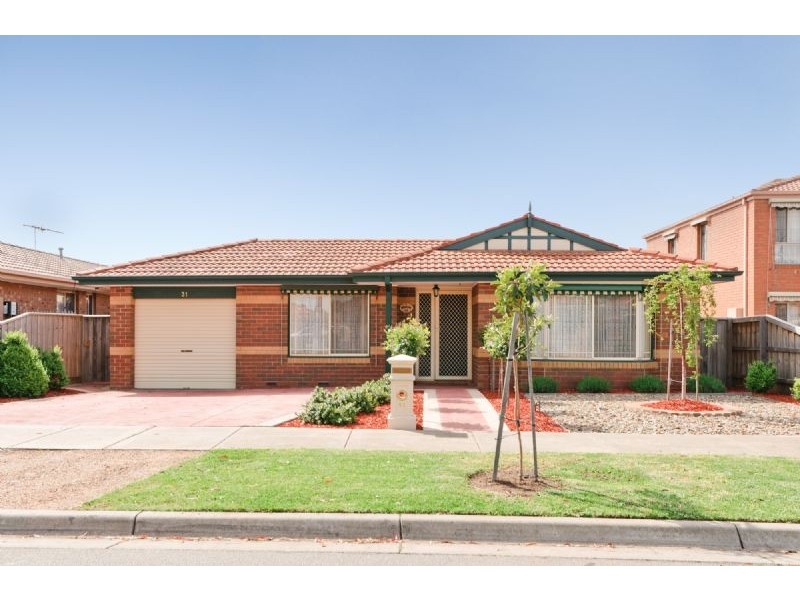 31 Yarcombe Crescent, Craigieburn VIC 3064