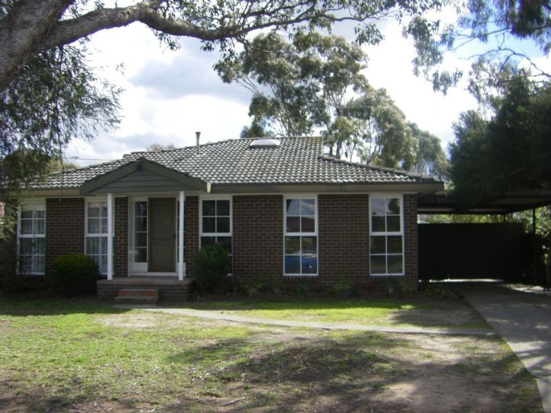 11 Waverley Court, Craigieburn VIC 3064