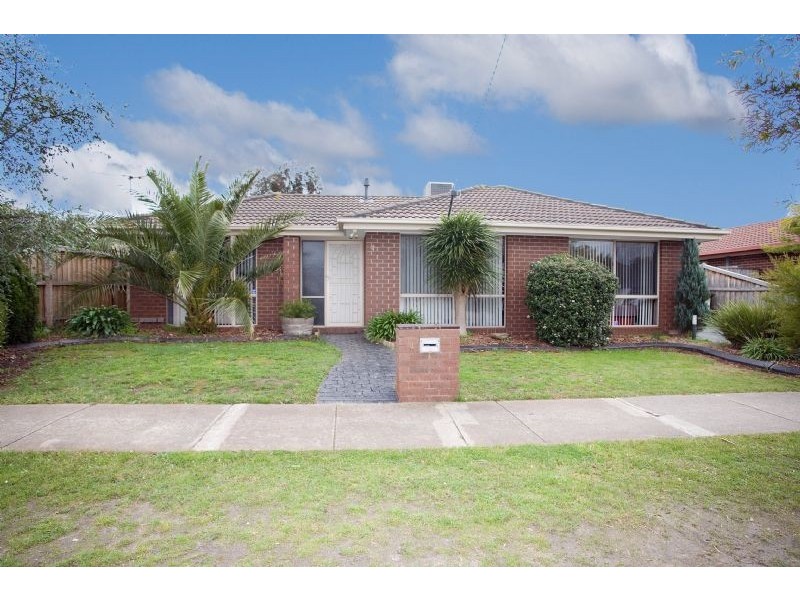 4 Plymouth Court, Craigieburn VIC 3064