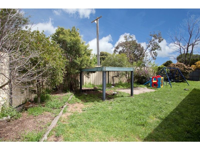 64 Mitford Crescent, Craigieburn VIC 3064